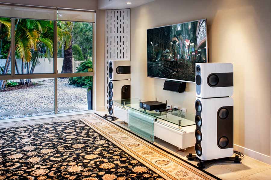 Kii audio kii sonic lounge at ultimate stream hifi news
