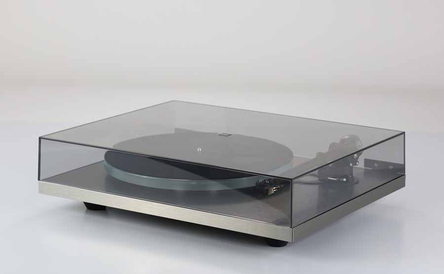 Rega Planar 6 RS Edition turntable